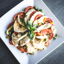 Delicious and Healthy Chicken Caprese Salad Recipe | Easy to Make