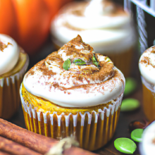 Delicious Keto-Friendly Recipe: Indulgent Pumpkin Spice Latte Cupcakes 🧁